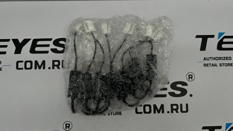 (Уценка) Передние и задние парктроники Teyes R2 для CC3 / CC2 Plus / SPRO Plus / TPRO2 (Белые) 8-датчиков